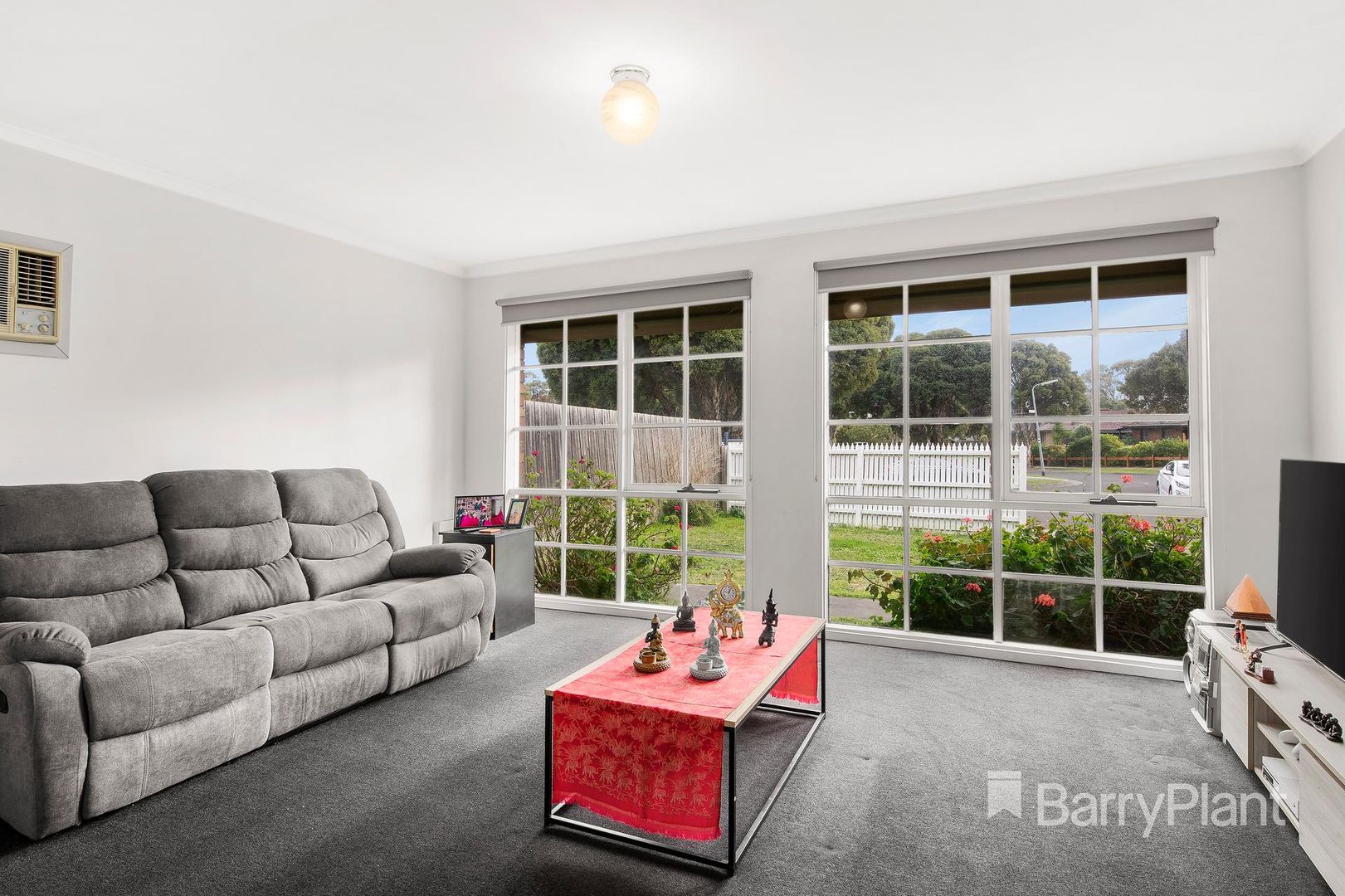 2/1 Sandown Close, Mill Park VIC 3082, Image 1