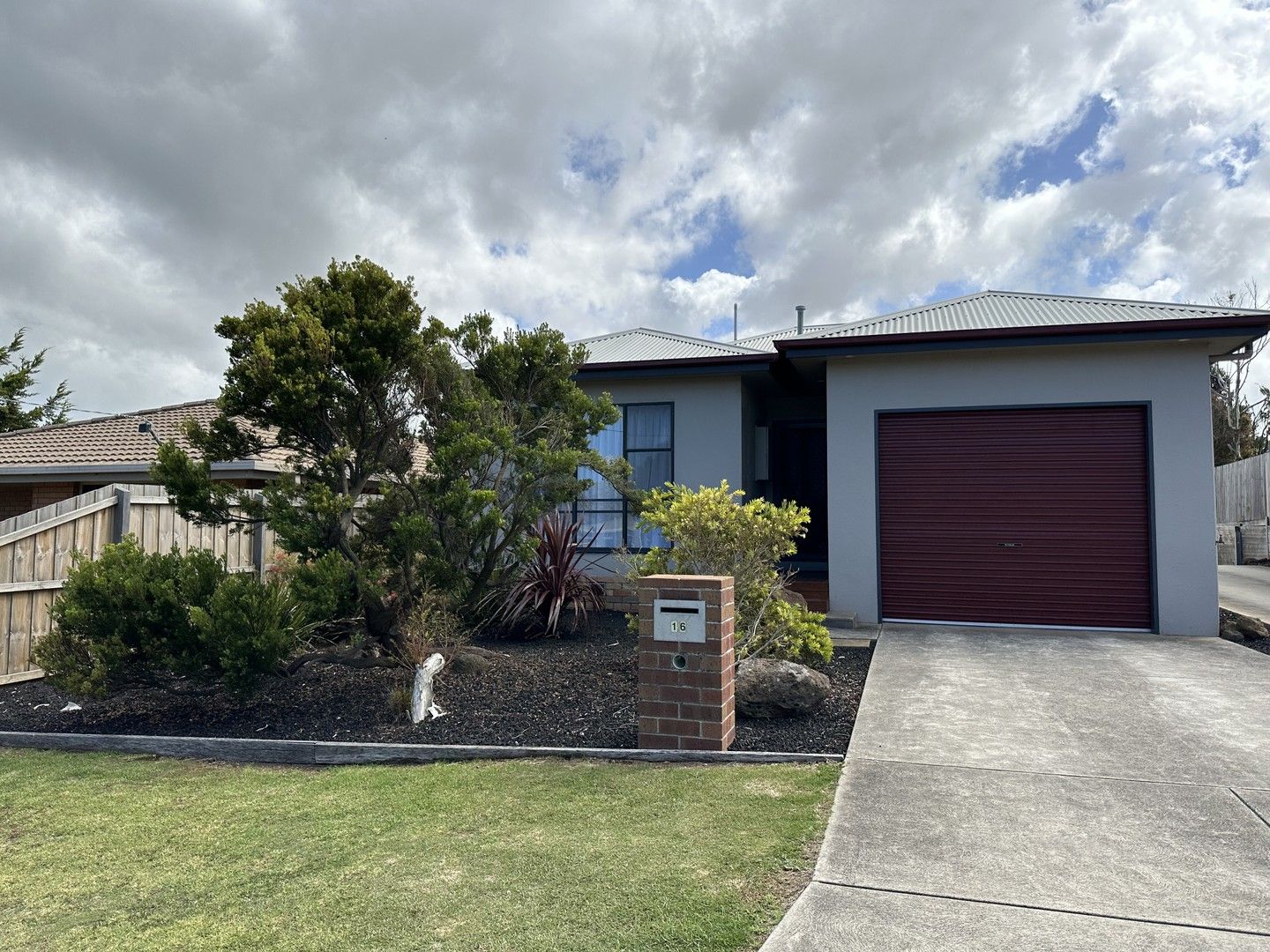 2 bedrooms House in 1/6 Henry Street WARRNAMBOOL VIC, 3280