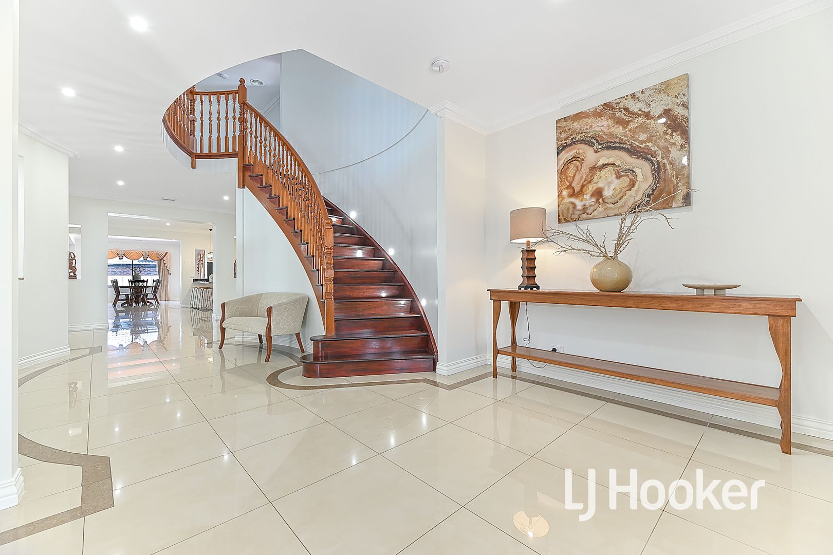 44 Aylmer Road, Lynbrook VIC 3975, Image 2