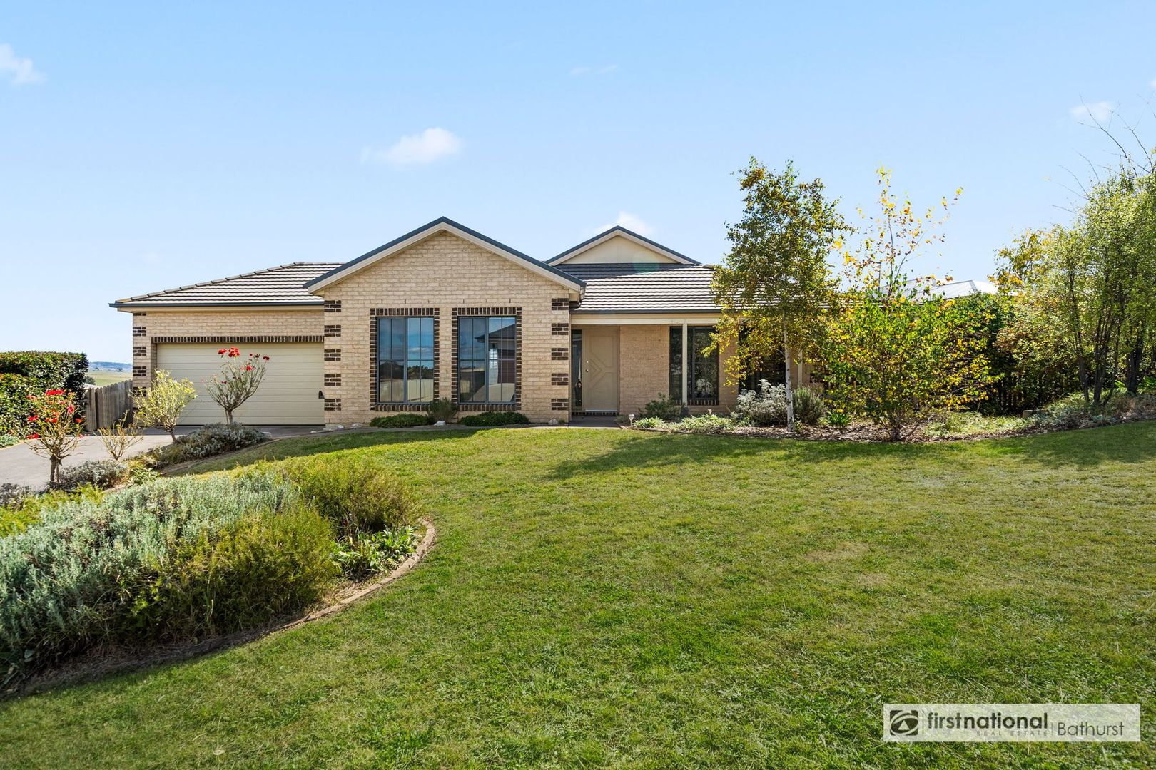 4 Shackleton Close, Windradyne NSW 2795