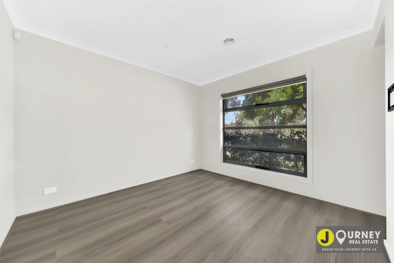 Additional image 2 of 30 Gallantry Avenue, Craigieburn VIC 3064