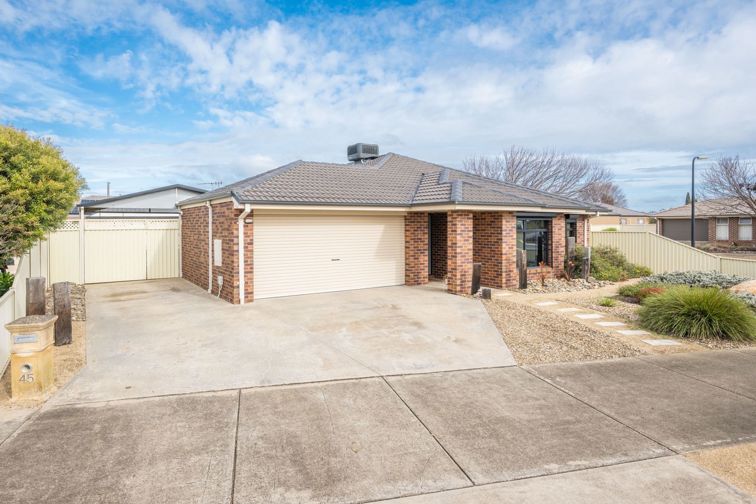 3 bedrooms House in 45 Warrumbungle Drive SHEPPARTON VIC, 3630