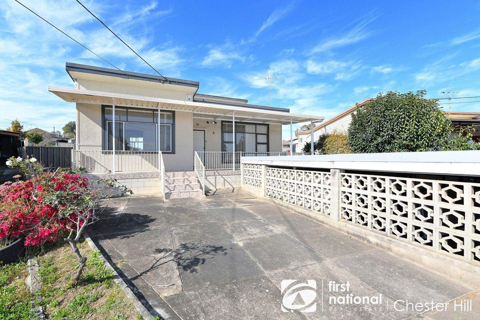 8 Carnation Avenue, Old Guildford NSW 2161, Image 2