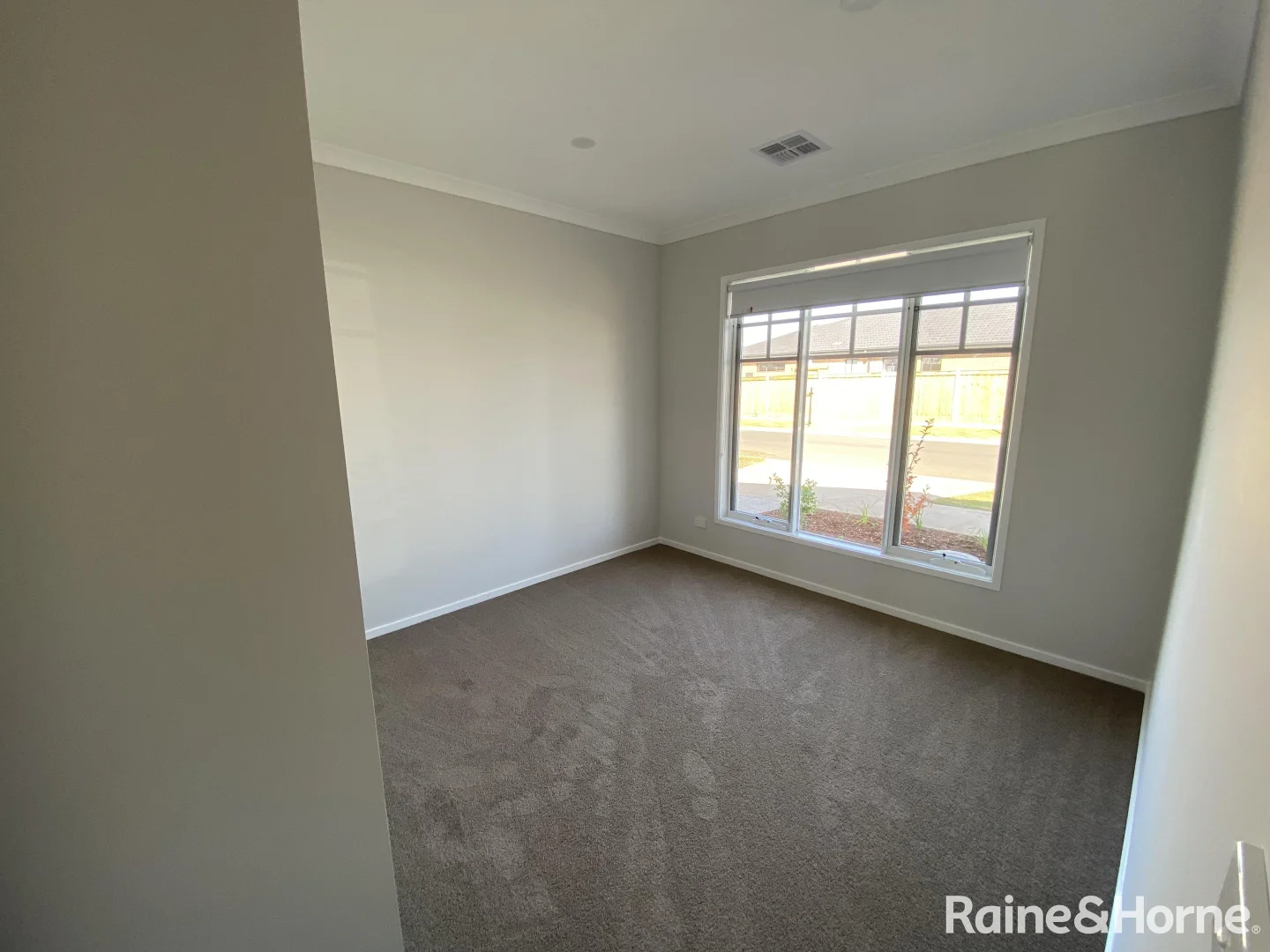 Additional image 9 of 4 Ellisburg Street, Manor Lakes VIC 3024