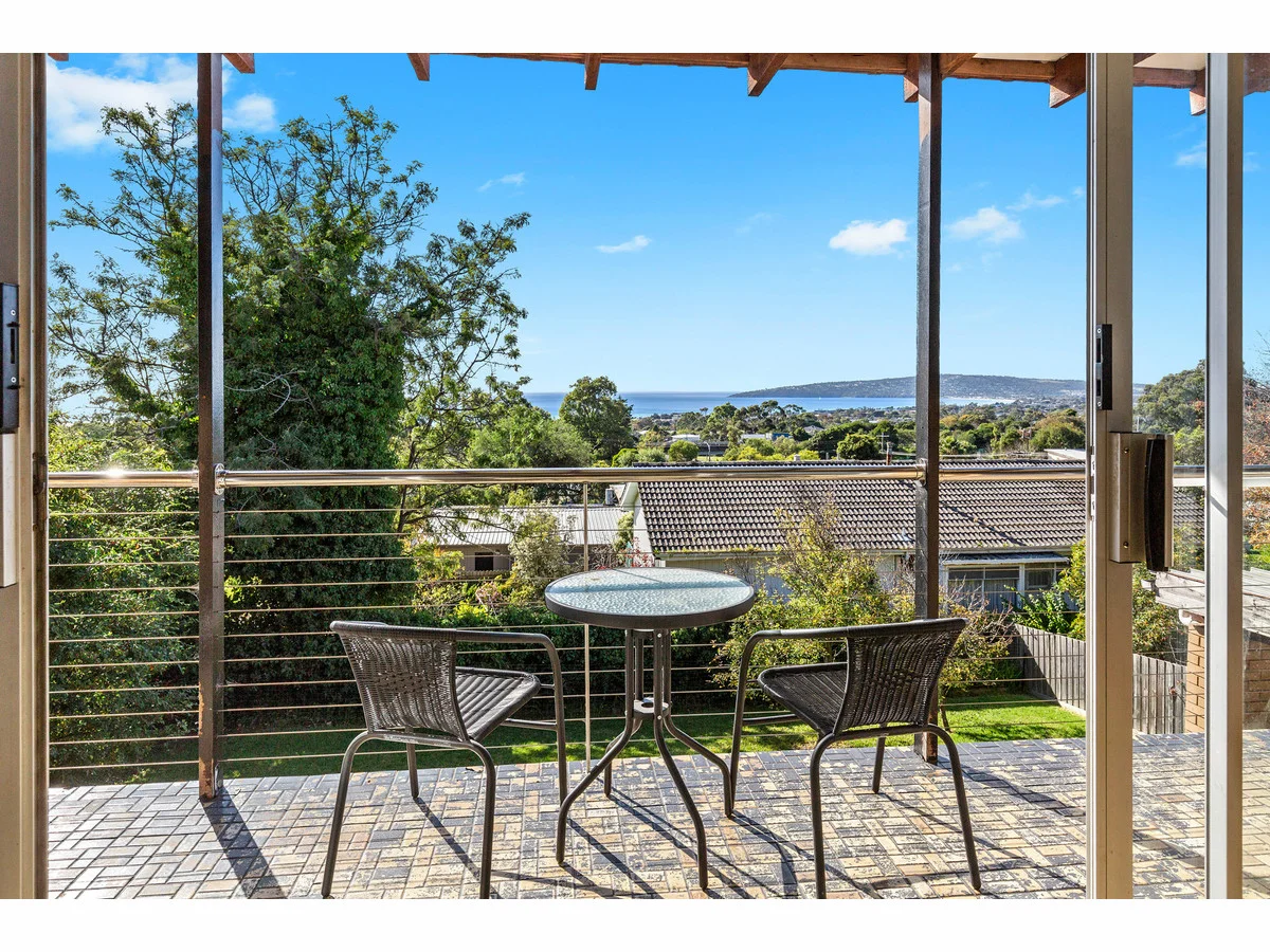 4 Coolangatta Terrace, Dromana VIC 3936 - Apartment For Rent | Domain