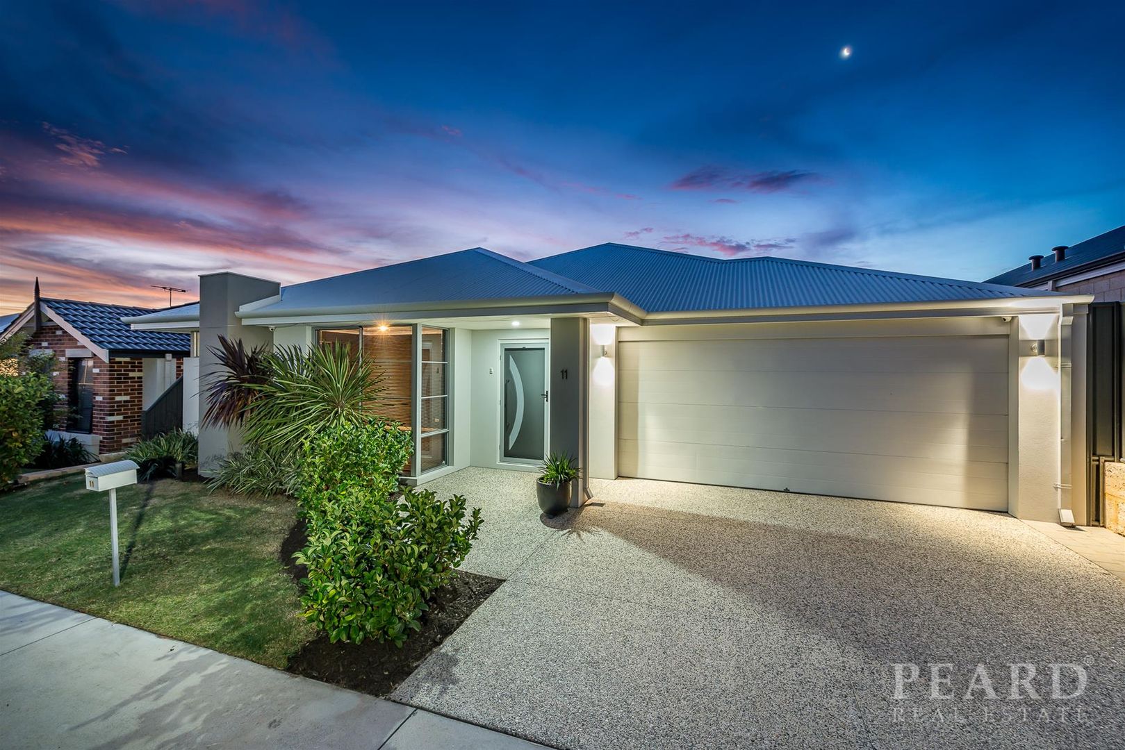 4 bedrooms House in 11 Brassie Terrace YANCHEP WA, 6035
