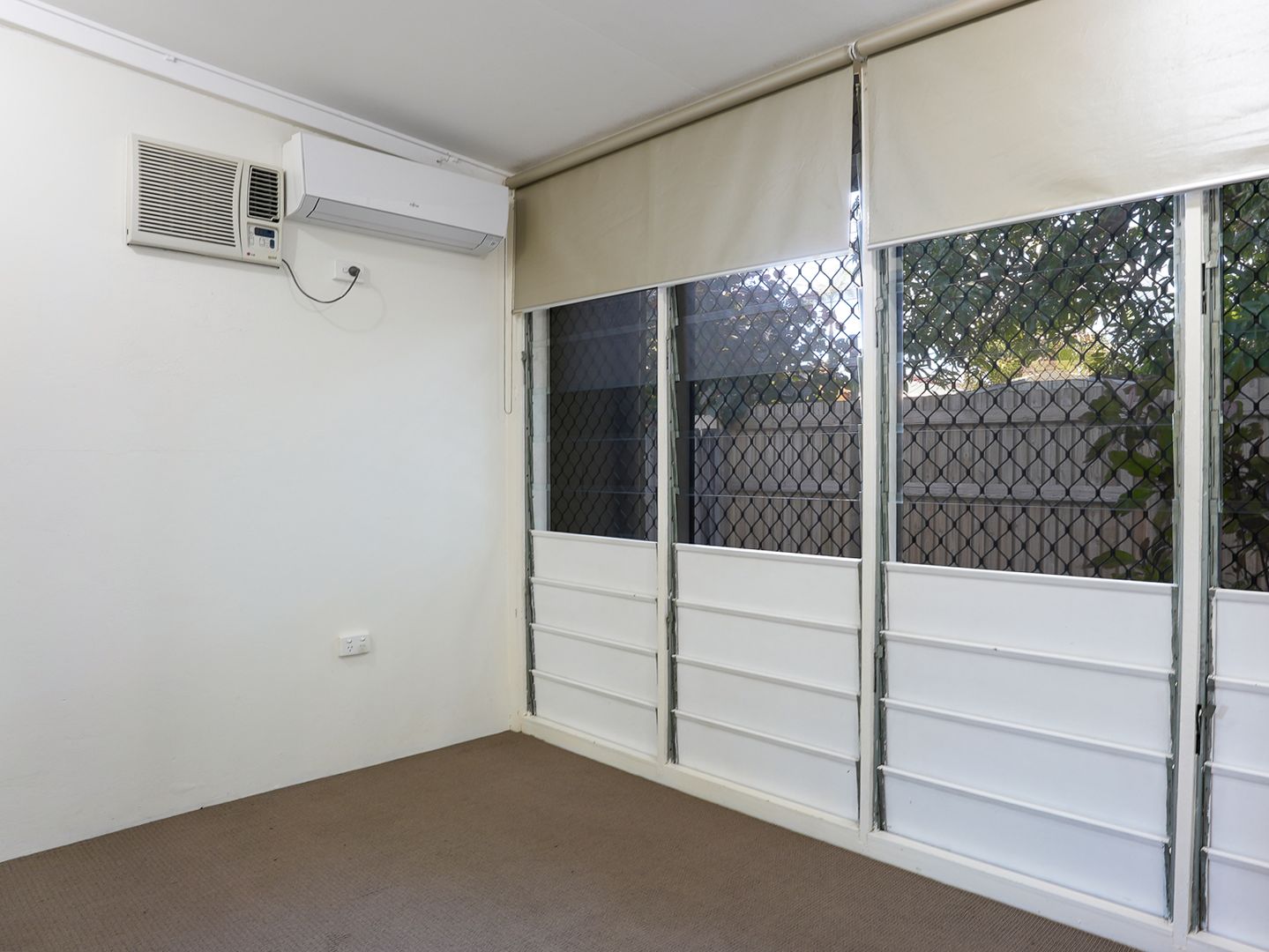 3/53 Princes Road, Hyde Park QLD 4812, Image 2