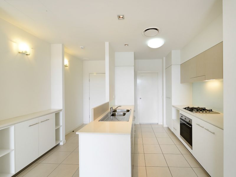 2603/16-18 Surbiton Court, Carindale QLD 4152, Image 2