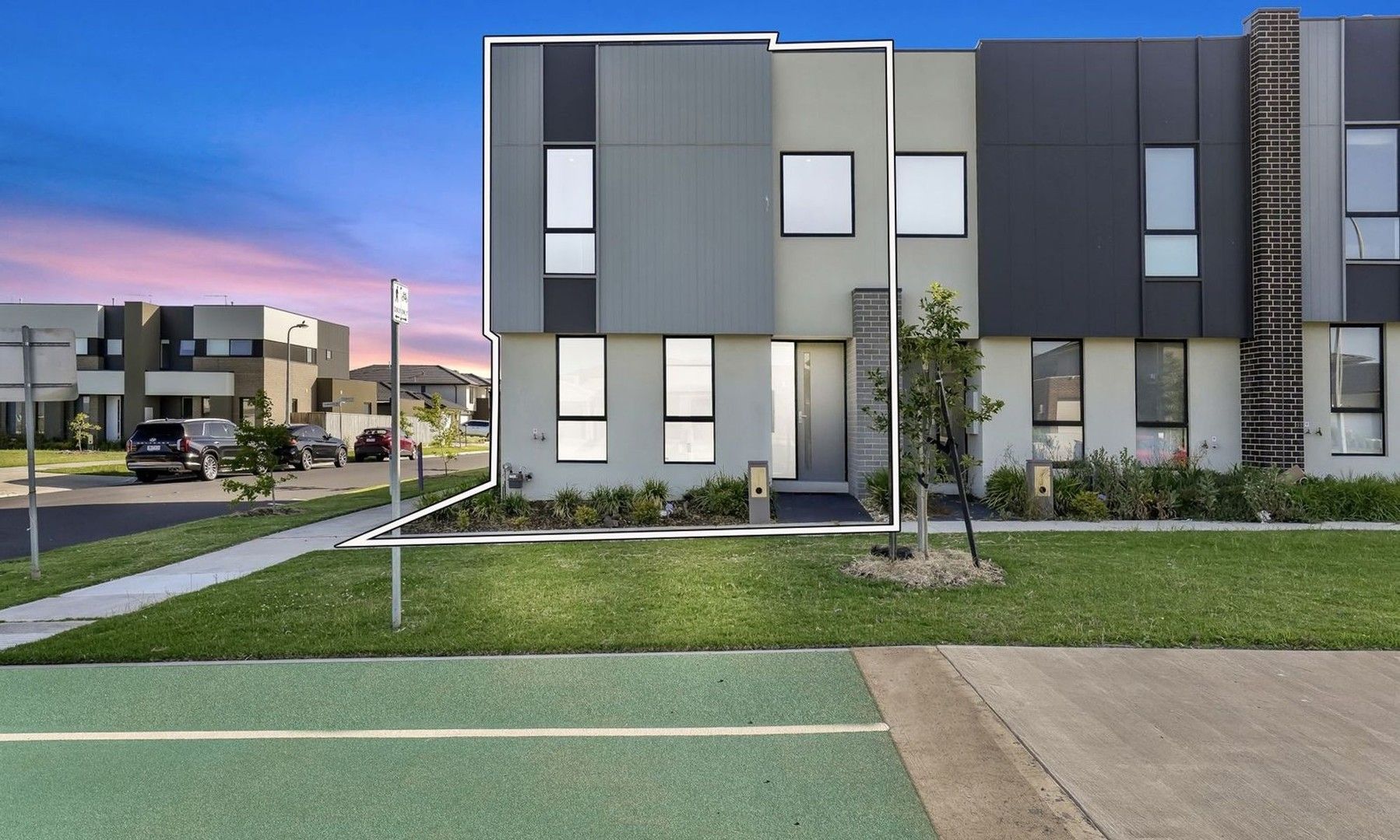 3 bedrooms Townhouse in 45 Murphy Street POINT COOK VIC, 3030