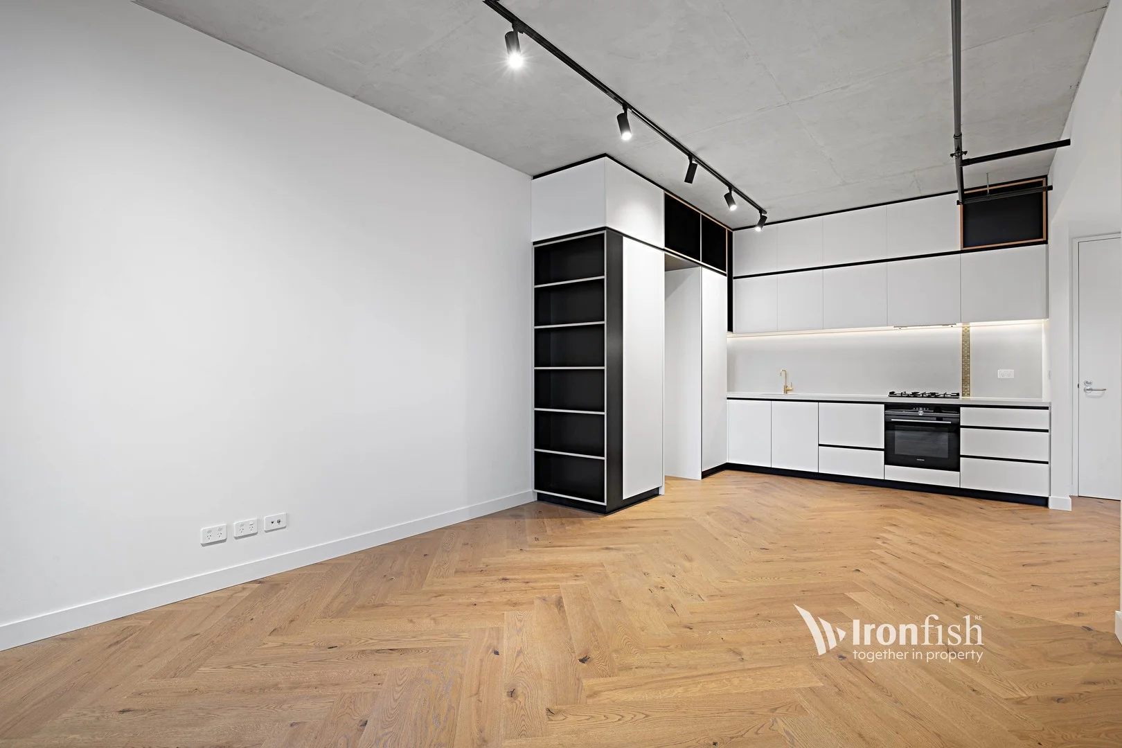 707/3 Aquitania Way, Docklands VIC 3008