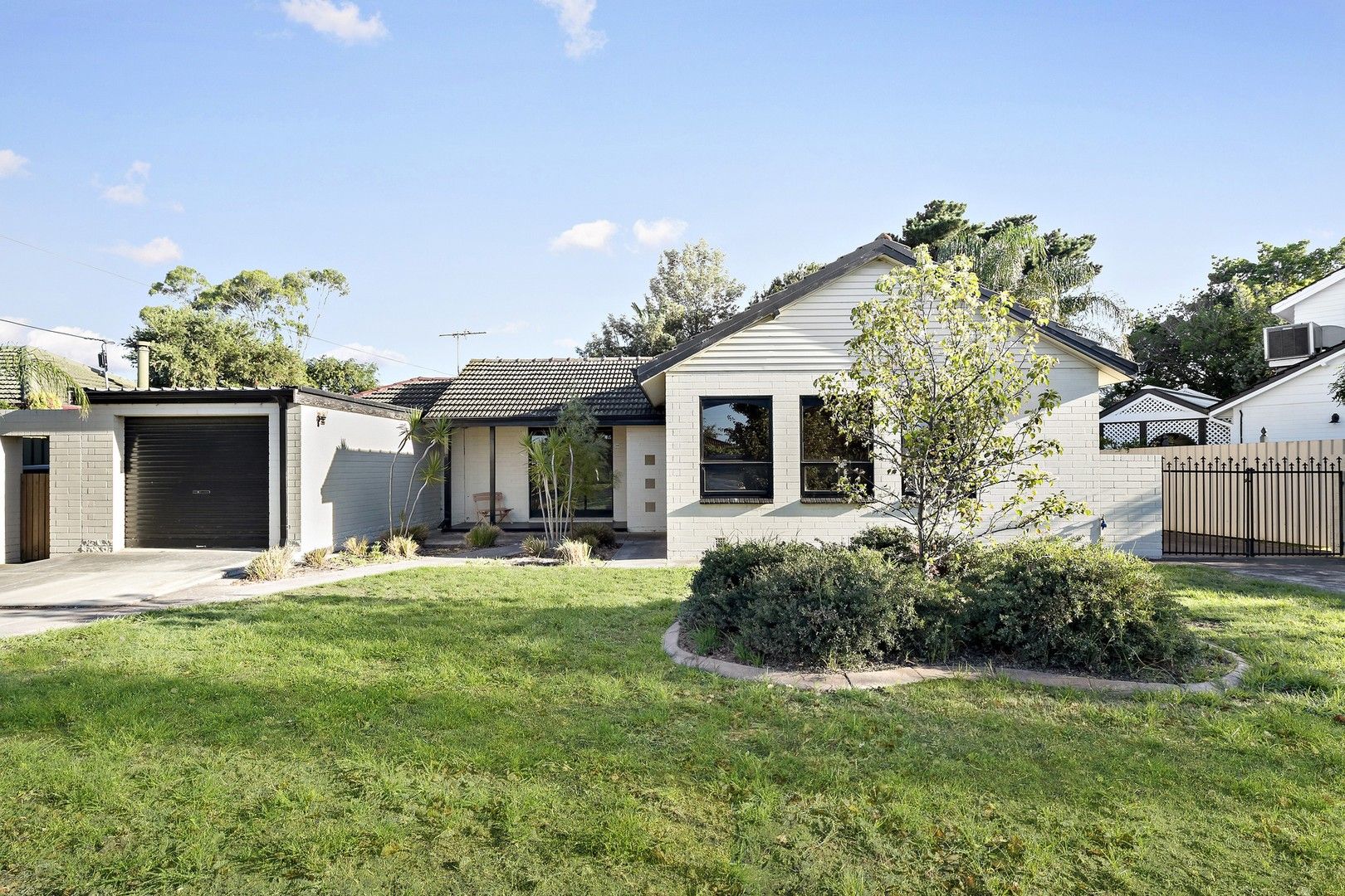 4 bedrooms House in 38 Ingerson Street WEST BEACH SA, 5024