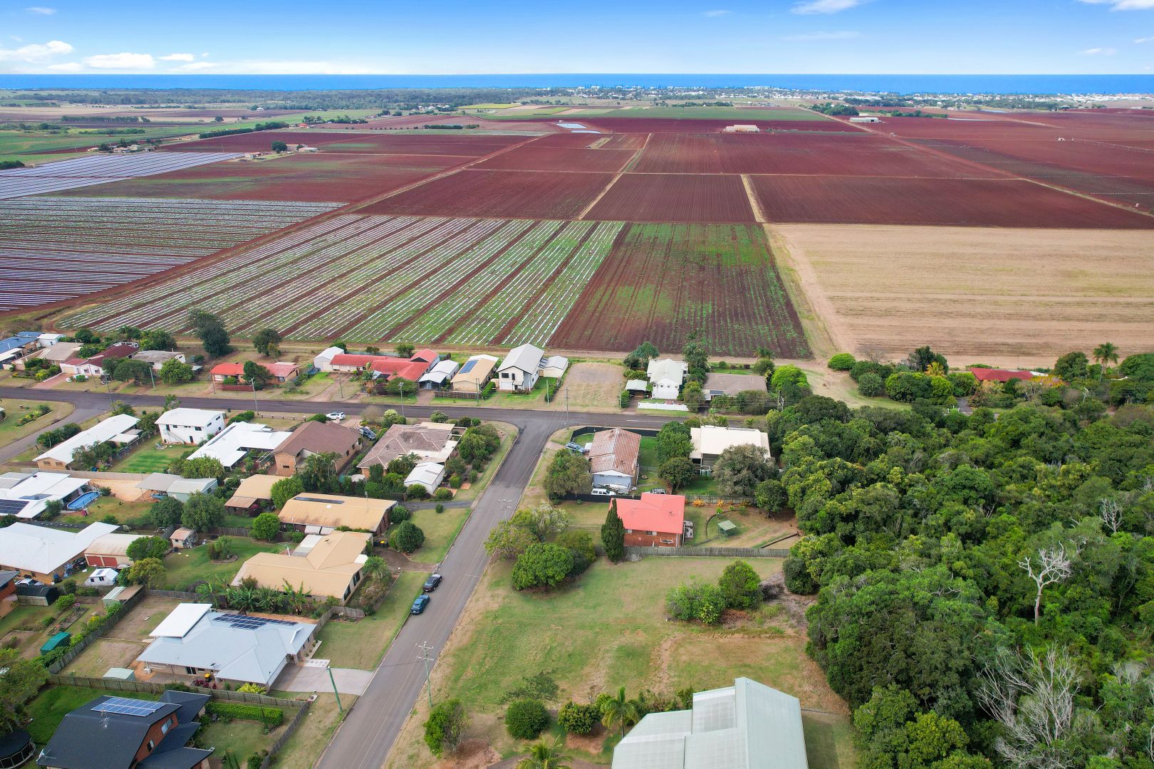 5 Bayview Terrace, Qunaba QLD 4670 Domain