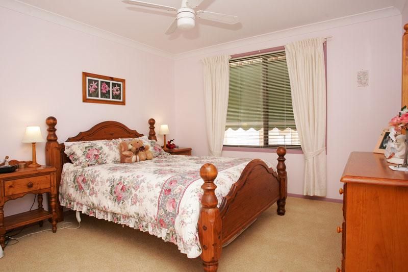 Hobbs Close, Bateau Bay NSW 2261, Image 2