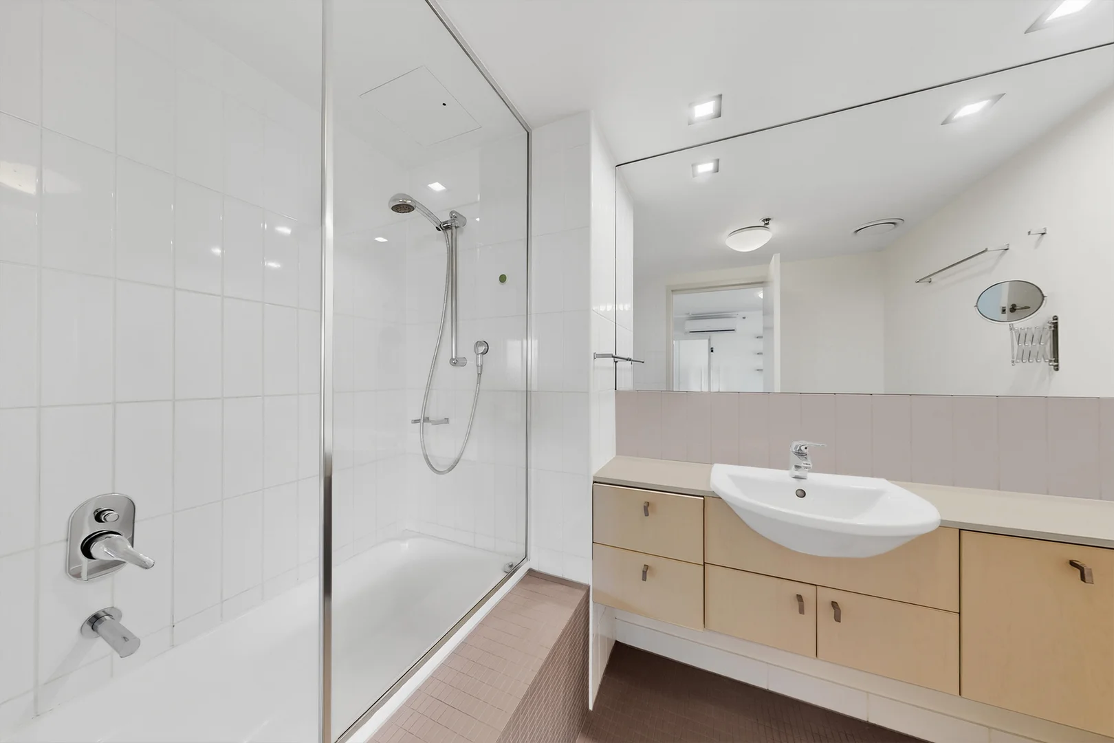 Additional image 5 of 3022/3 Parkland Boulevard, Brisbane City QLD 4000