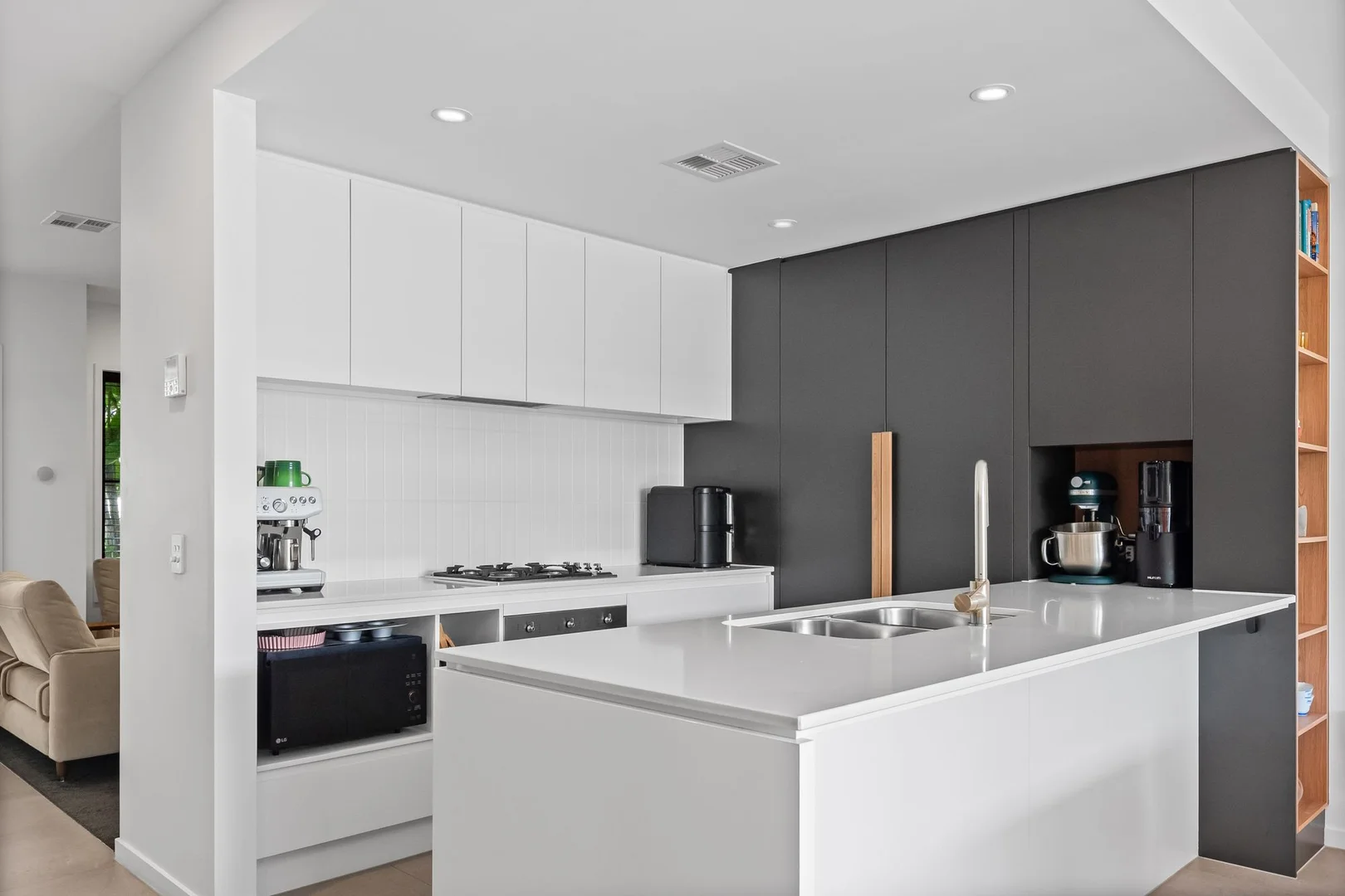 Additional image 8 of 1030/154 Musgrave Avenue, Southport QLD 4215