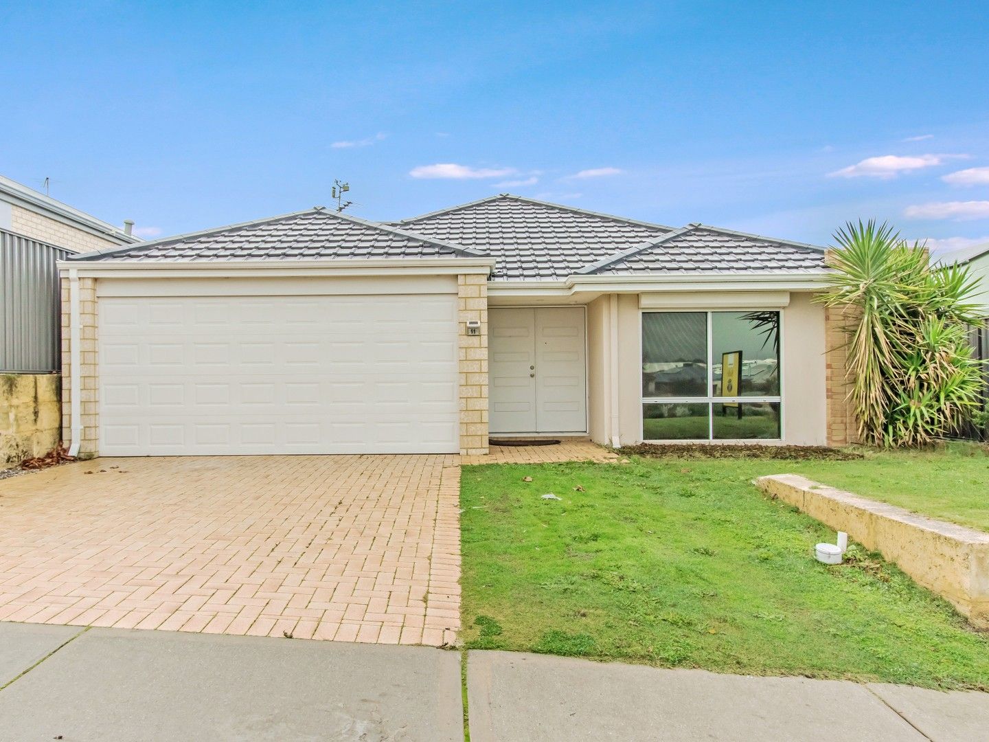 3 bedrooms House in 11 Burlington Street BALDIVIS WA, 6171