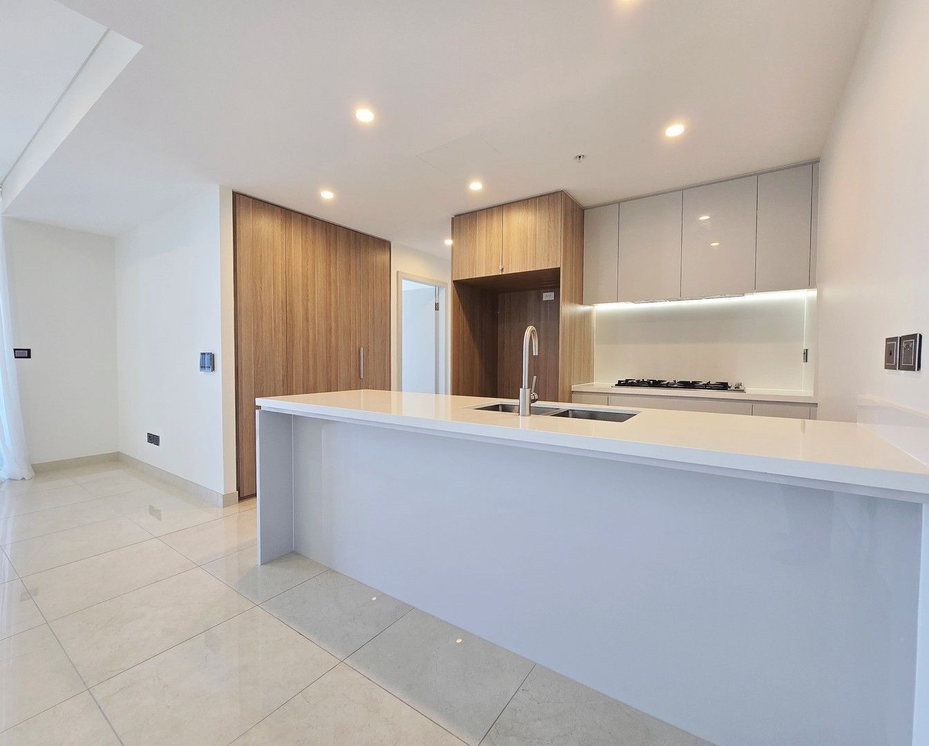 2 bedrooms Apartment / Unit / Flat in 2005/1D Greenbank Street HURSTVILLE NSW, 2220