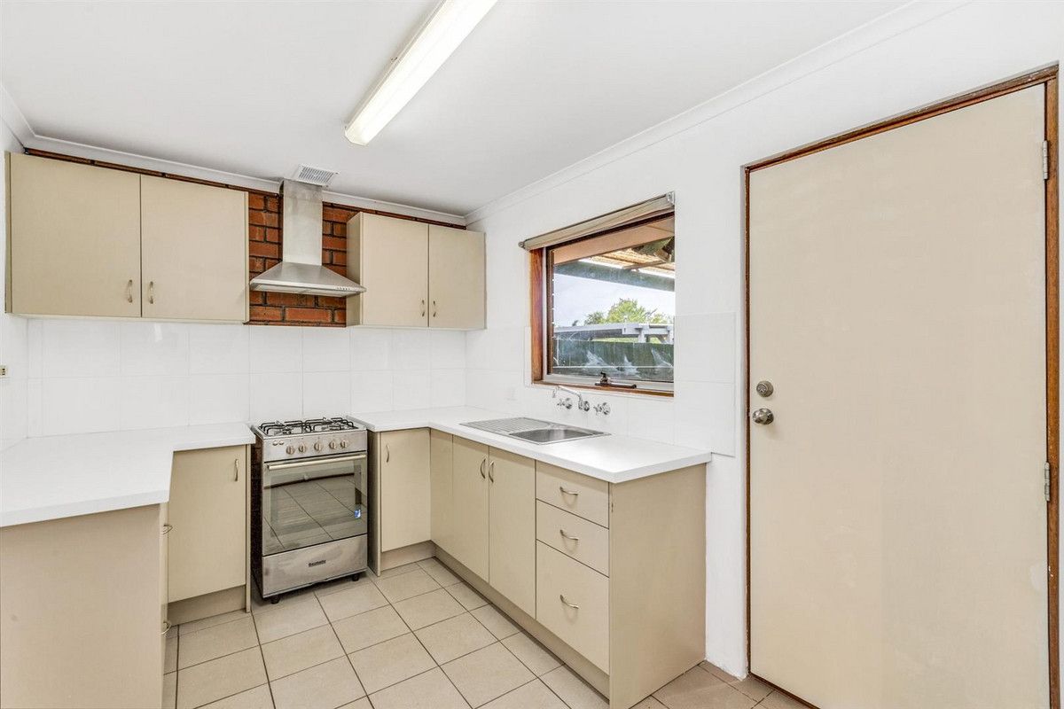 9/1 Douglas Avenue, Reynella SA 5161, Image 2