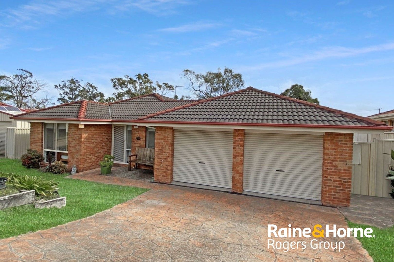 4 bedrooms House in 44 Rosella Circuit BLUE HAVEN NSW, 2262