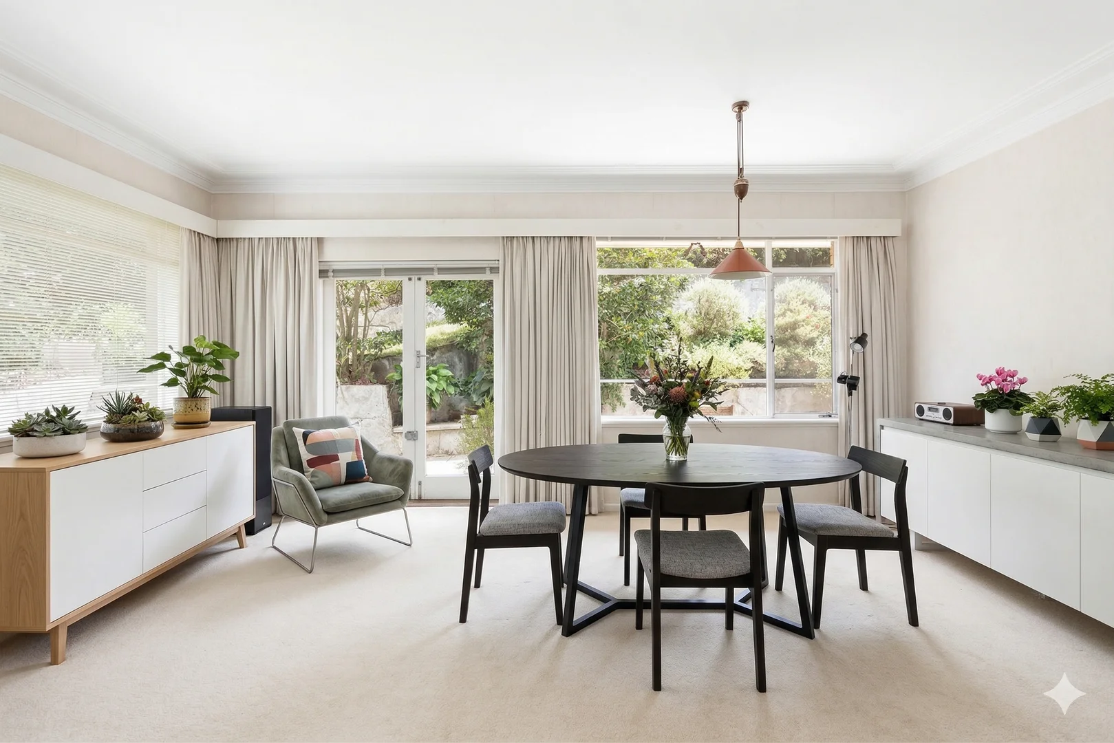 Primary image of 6 Lyon Close, Killara NSW 2071