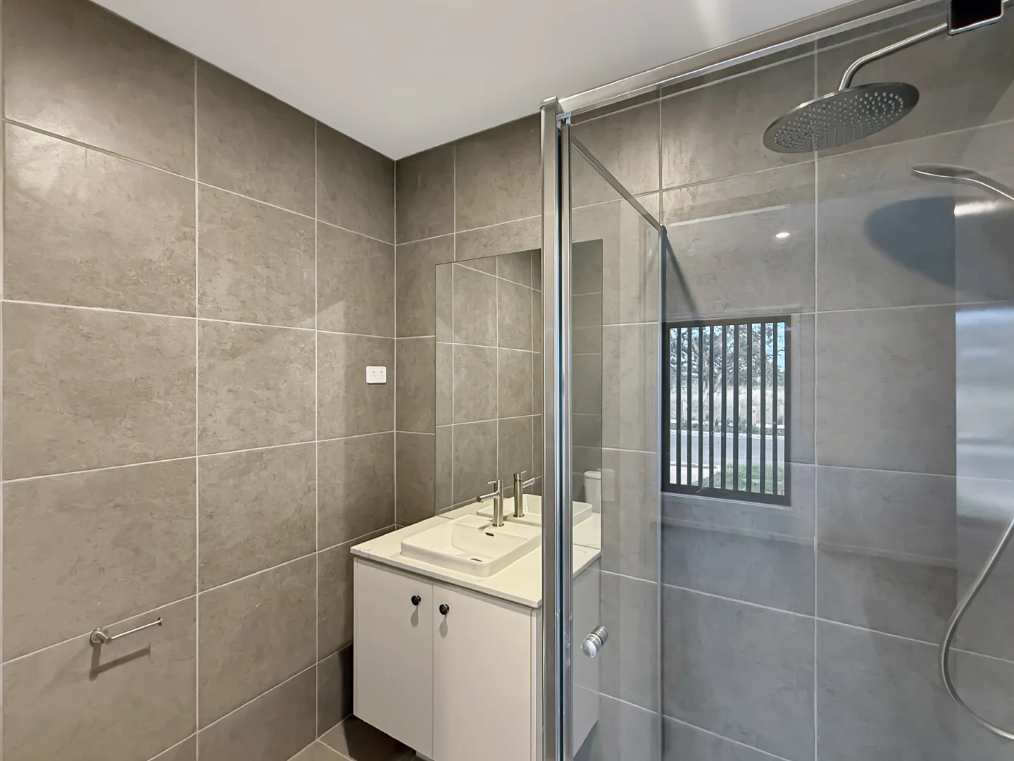 Additional image 10 of 35 Camelon Avenue, Thornhill Park VIC 3335