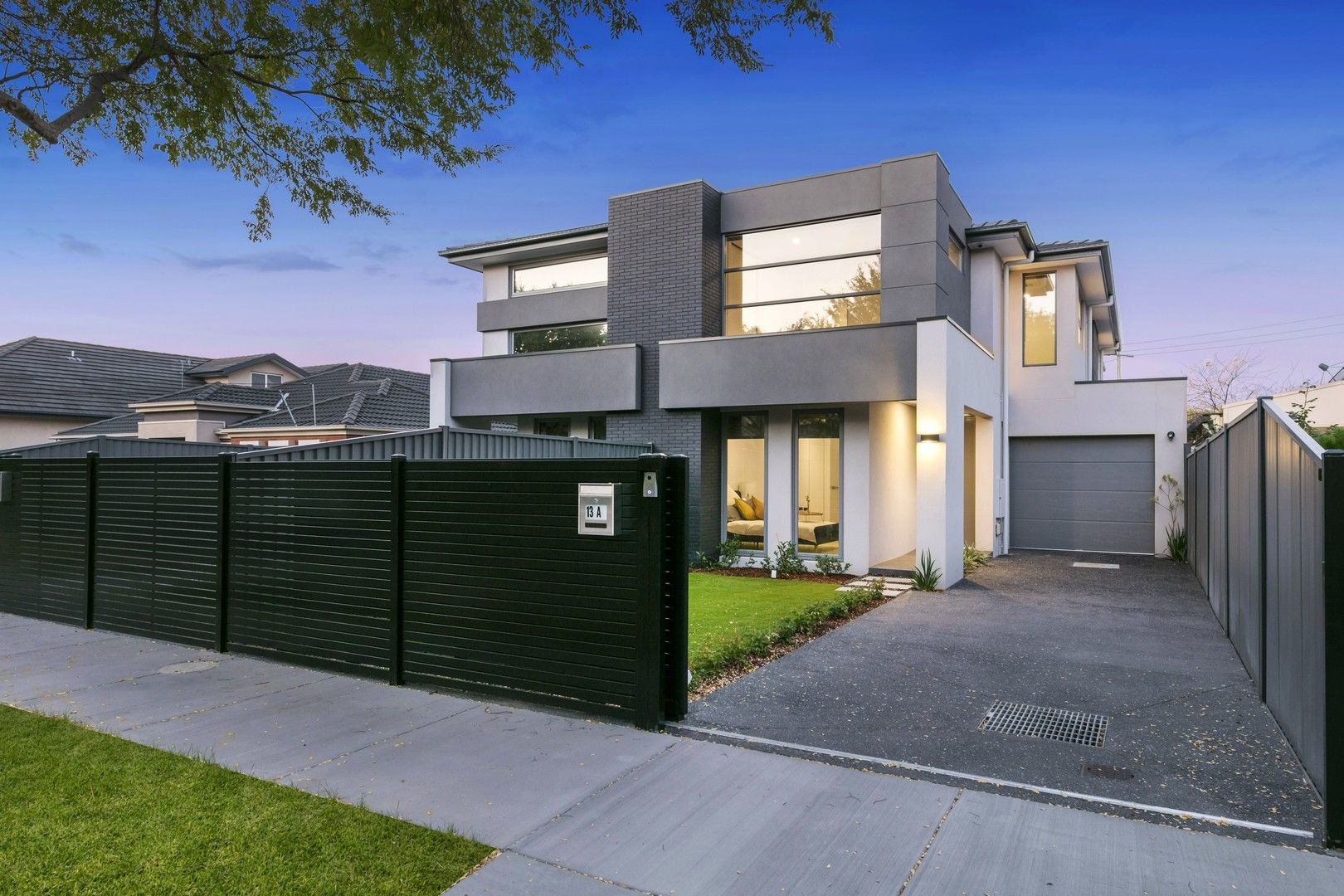 4 bedrooms Townhouse in 13A Woodlands Grove MALVERN EAST VIC, 3145