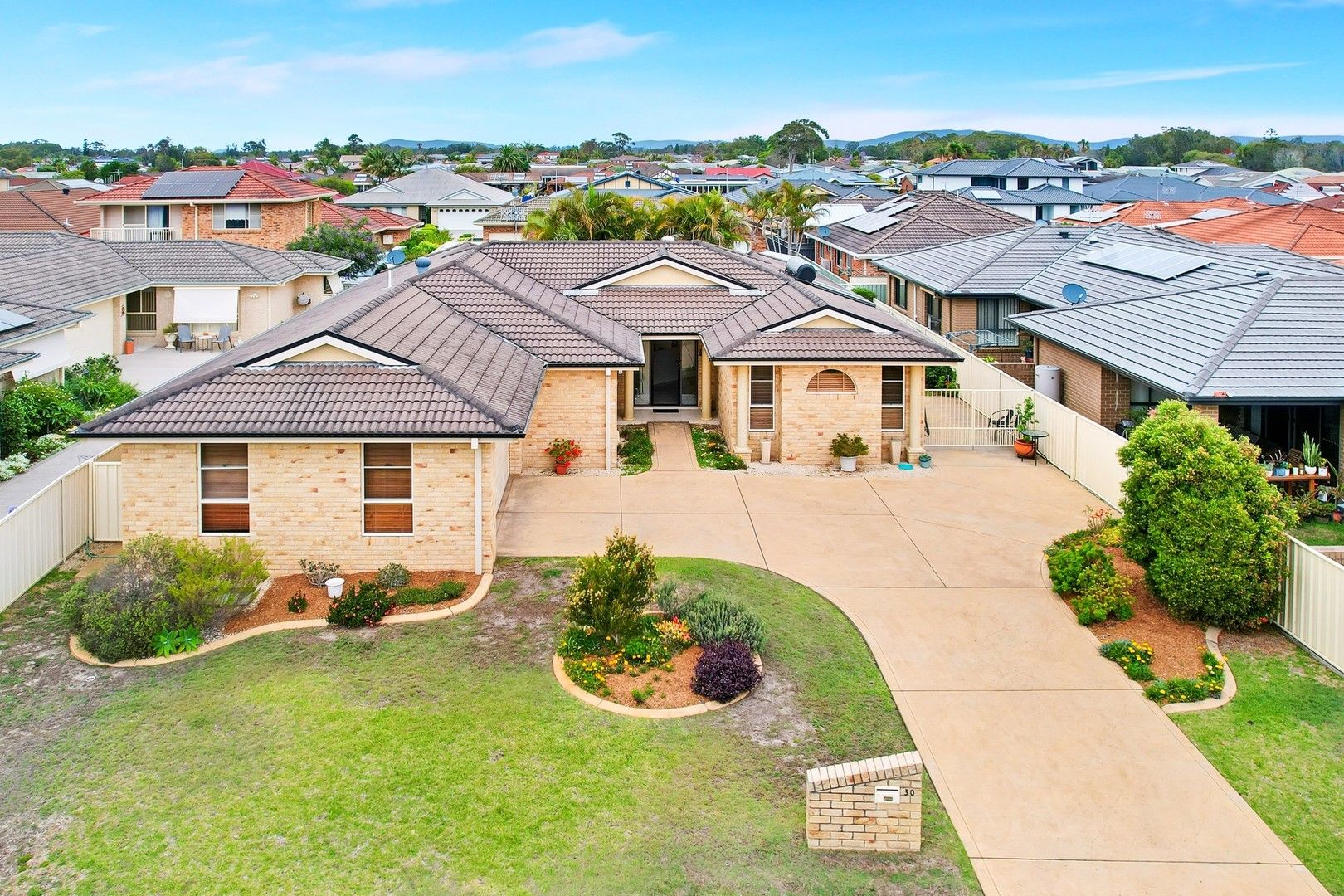 30 Amanda Crescent, Forster NSW 2428, Image 0