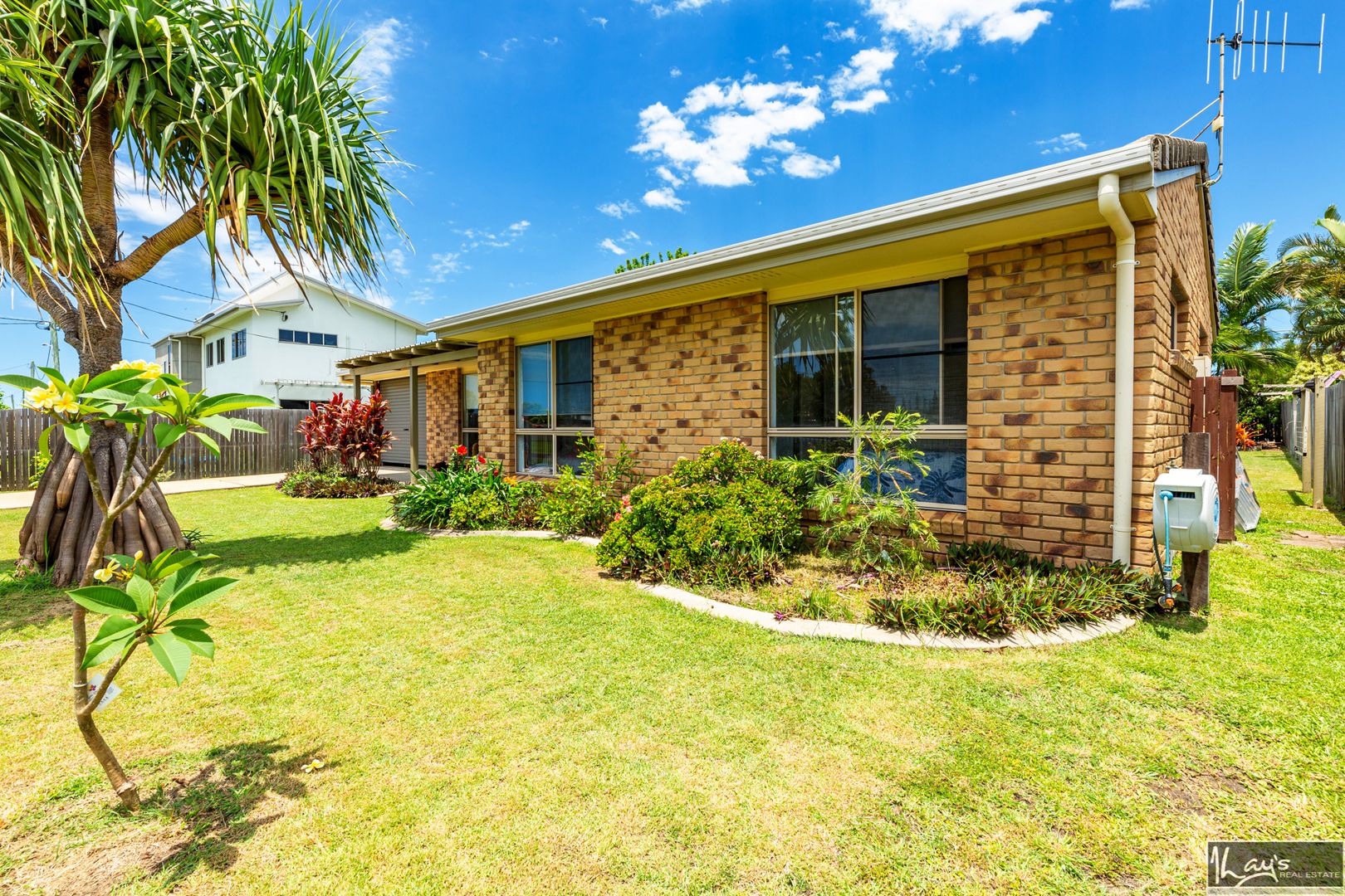 3 NEPTUNE Street, Burnett Heads QLD 4670, Image 2