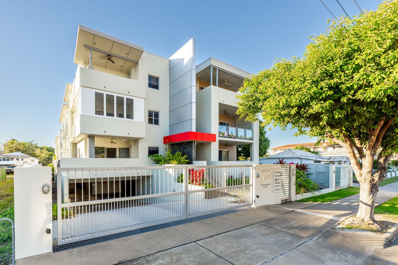 23/39 Bundock Street, Belgian Gardens QLD 4810, Image 2