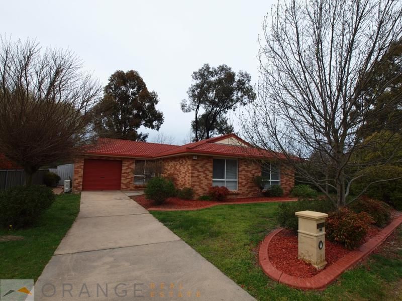 3 bedrooms House in 8 Sieben Drive ORANGE NSW, 2800