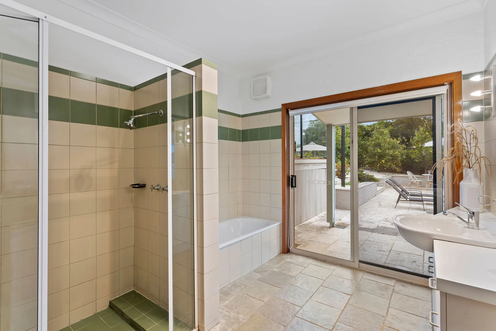 Additional image 9 of 88 Bay Road, Mount Martha VIC 3934