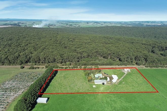 Picture of 555 Tomahawk Creek Road, SIMPSON VIC 3266