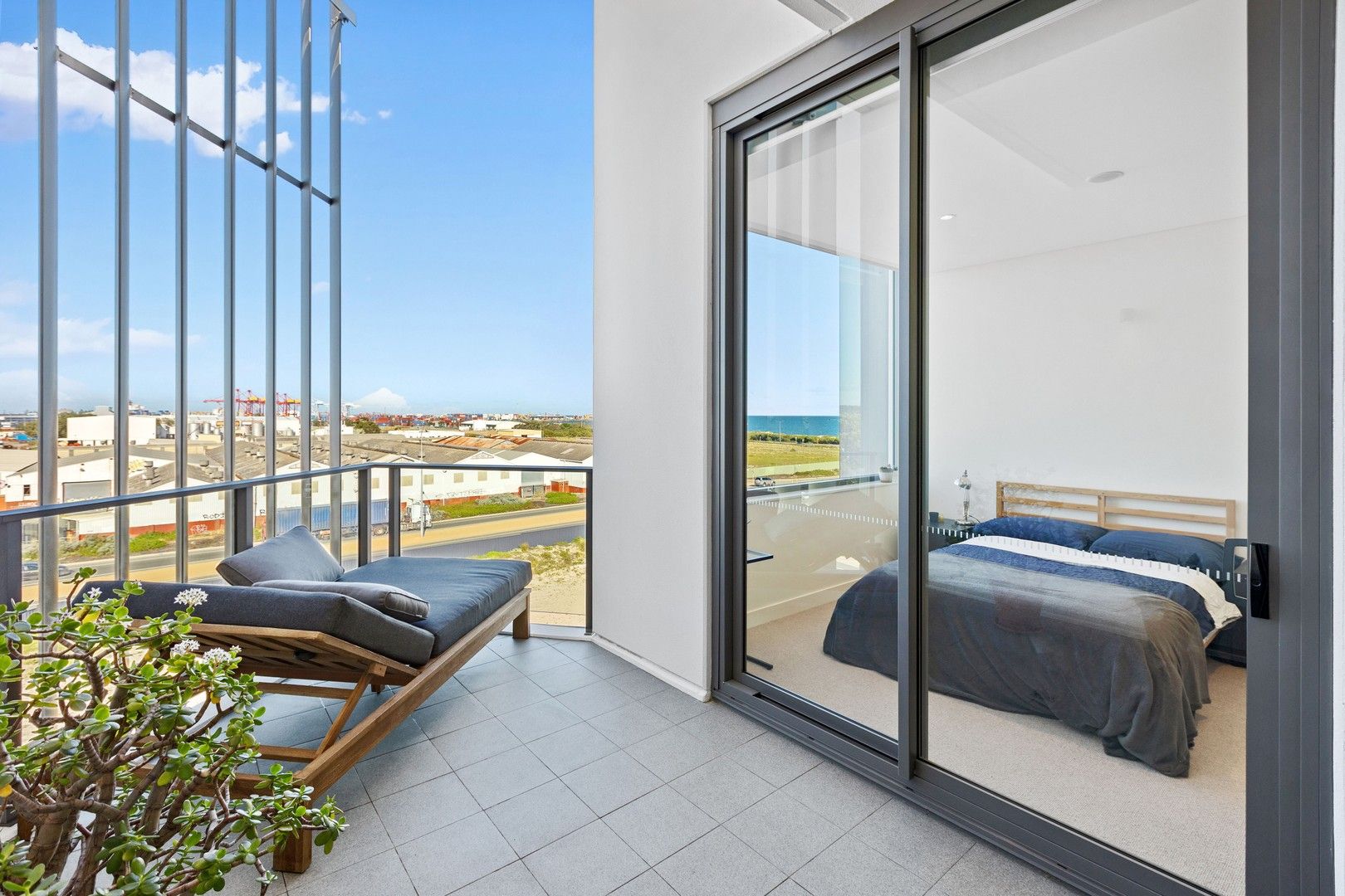 1 bedrooms Apartment / Unit / Flat in 505/7 Cattalini Lane NORTH FREMANTLE WA, 6159