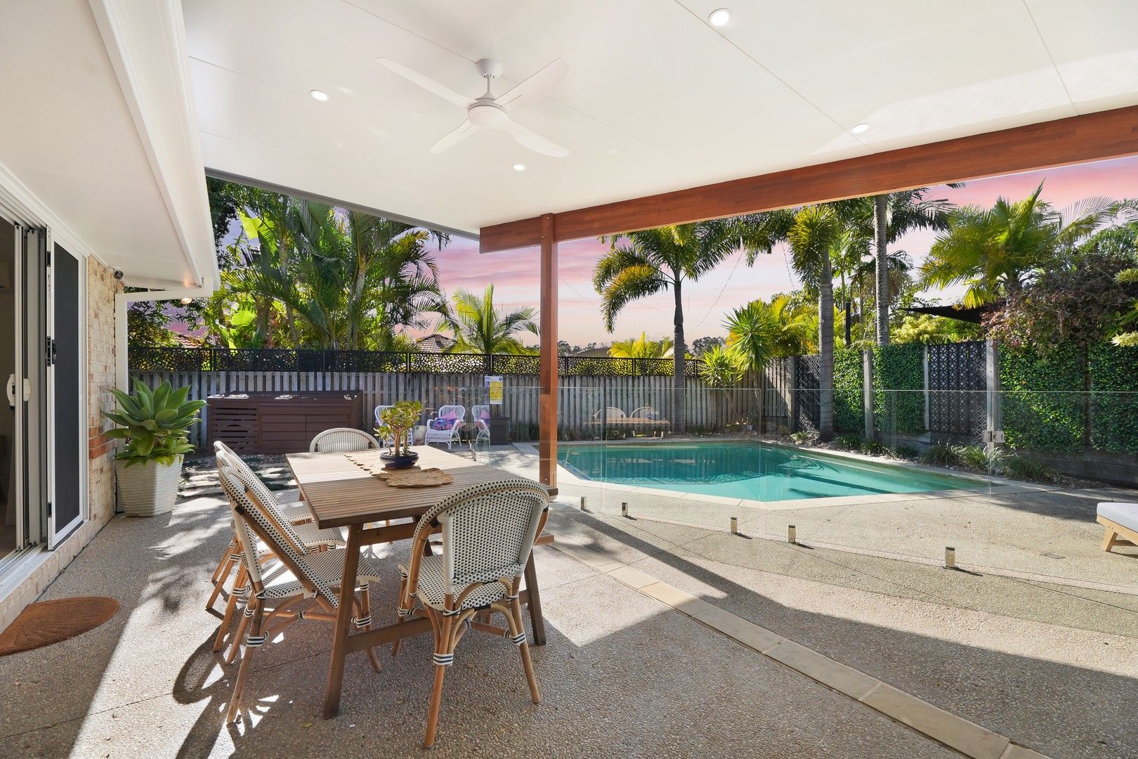 4 bedrooms House in 12 Leila Court MUDGEERABA QLD, 4213
