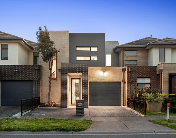 13 Botanic Drive, Clayton South VIC 3169