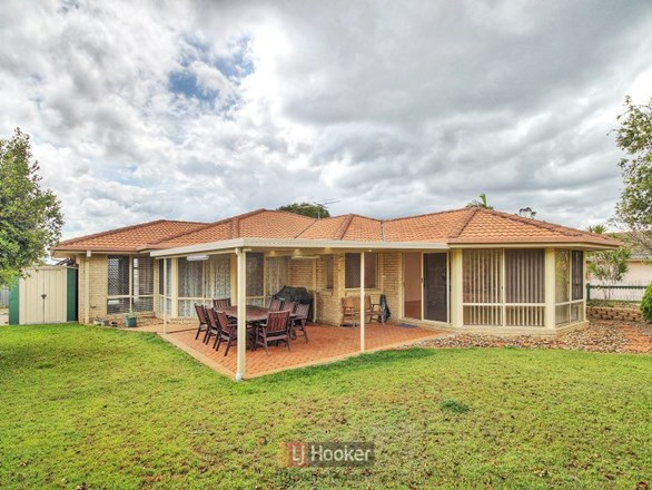 28 Bowood Place, Parkinson QLD 4115