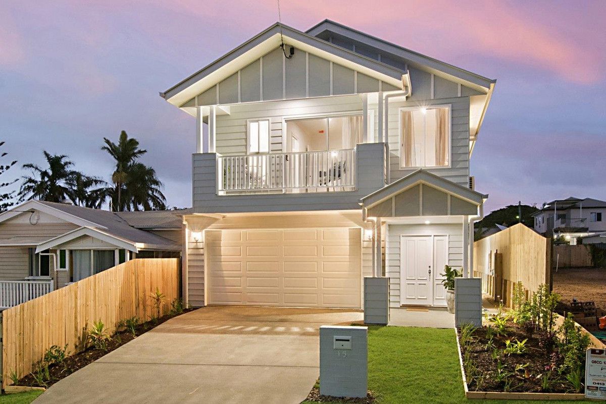 5 bedrooms House in 15 Blackwood Road MARGATE QLD, 4019