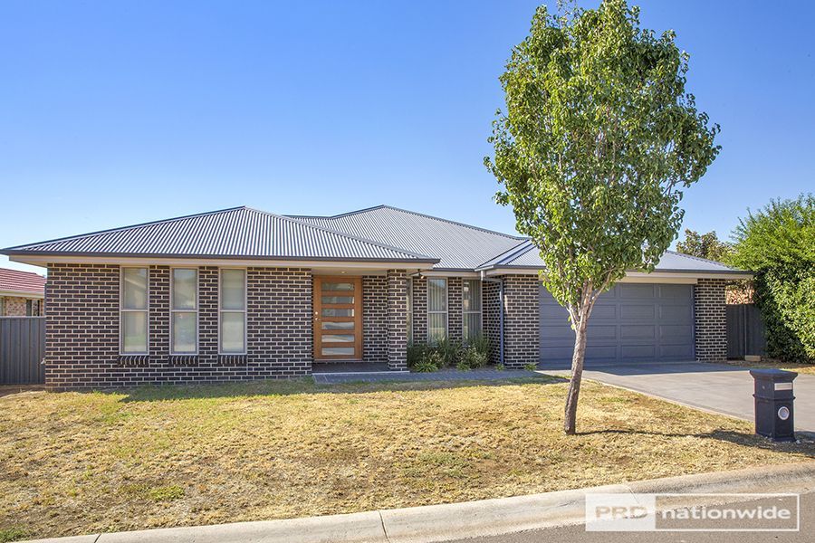 54 Semillon Drive, North Tamworth NSW 2340