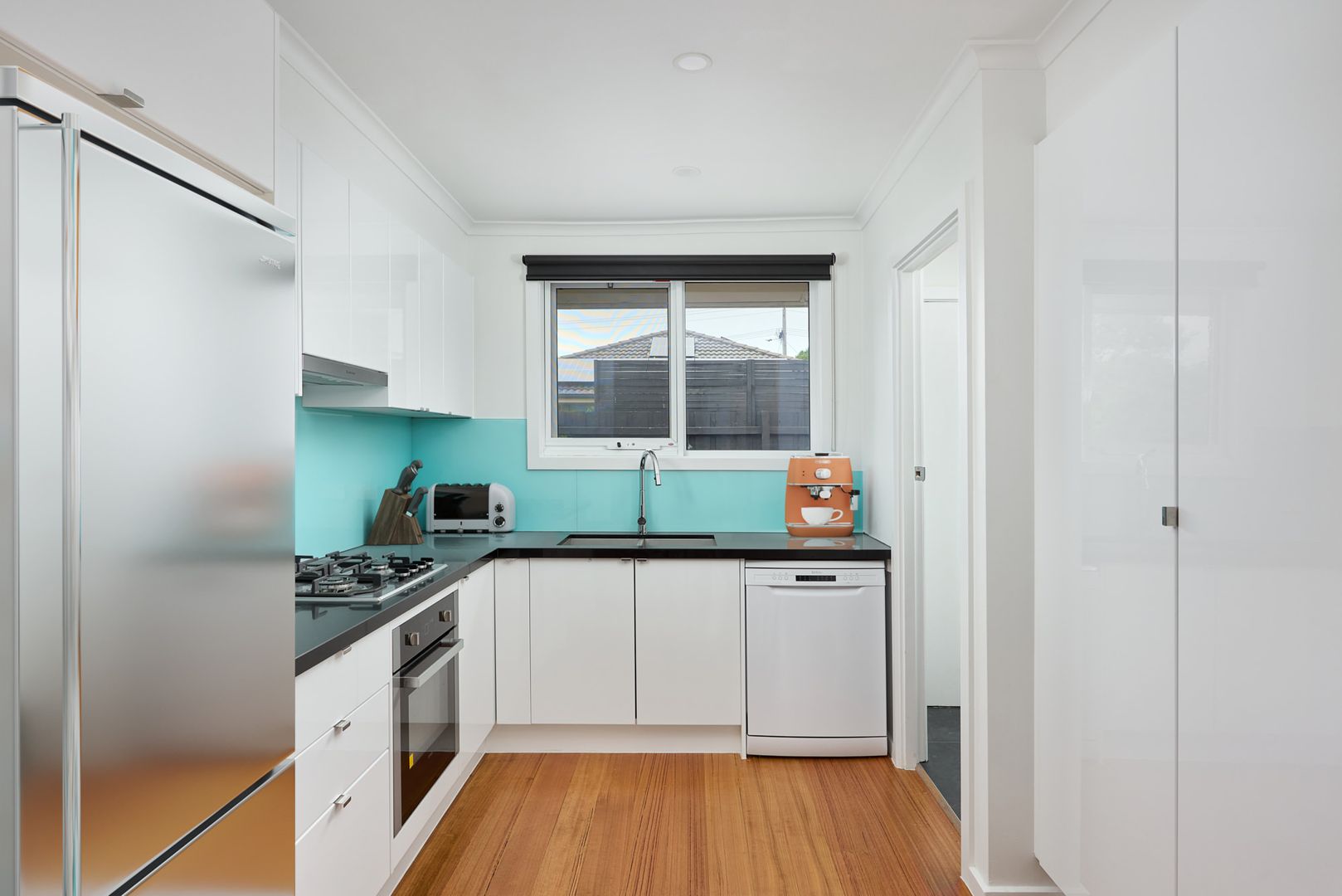 5/138 Centre Dandenong Road (Near Warrigal Road Chemist), Cheltenham