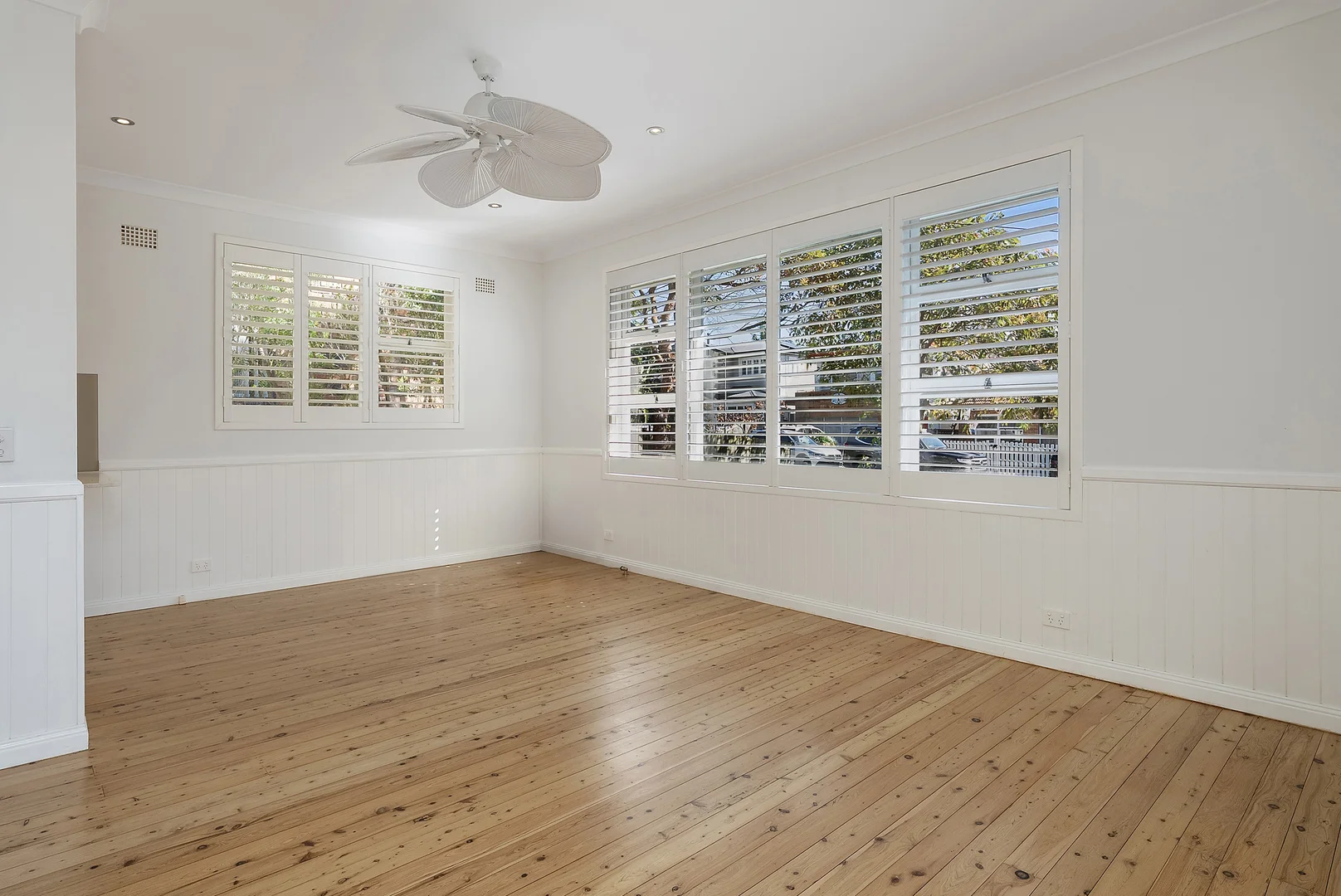 Additional image 3 of 4A Surfers Parade, Freshwater NSW 2096