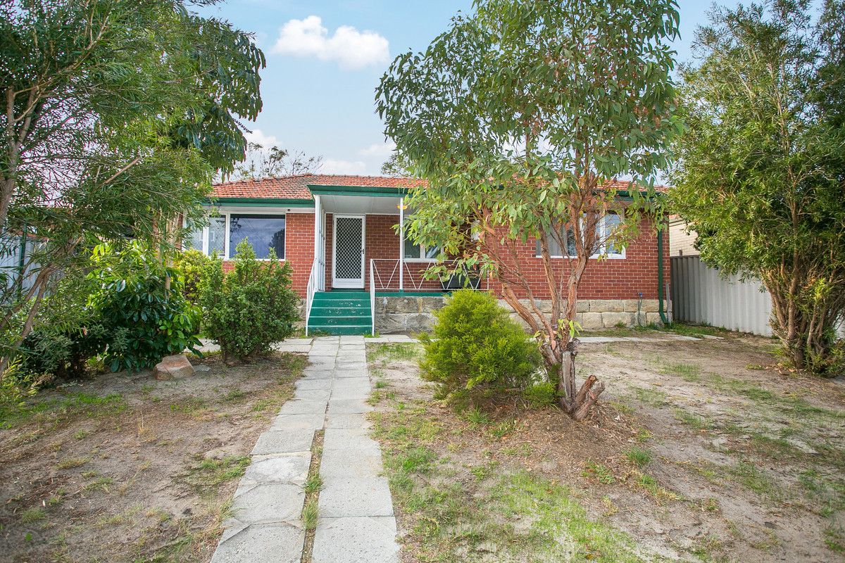 11 Denston Way, Girrawheen WA 6064, Image 0