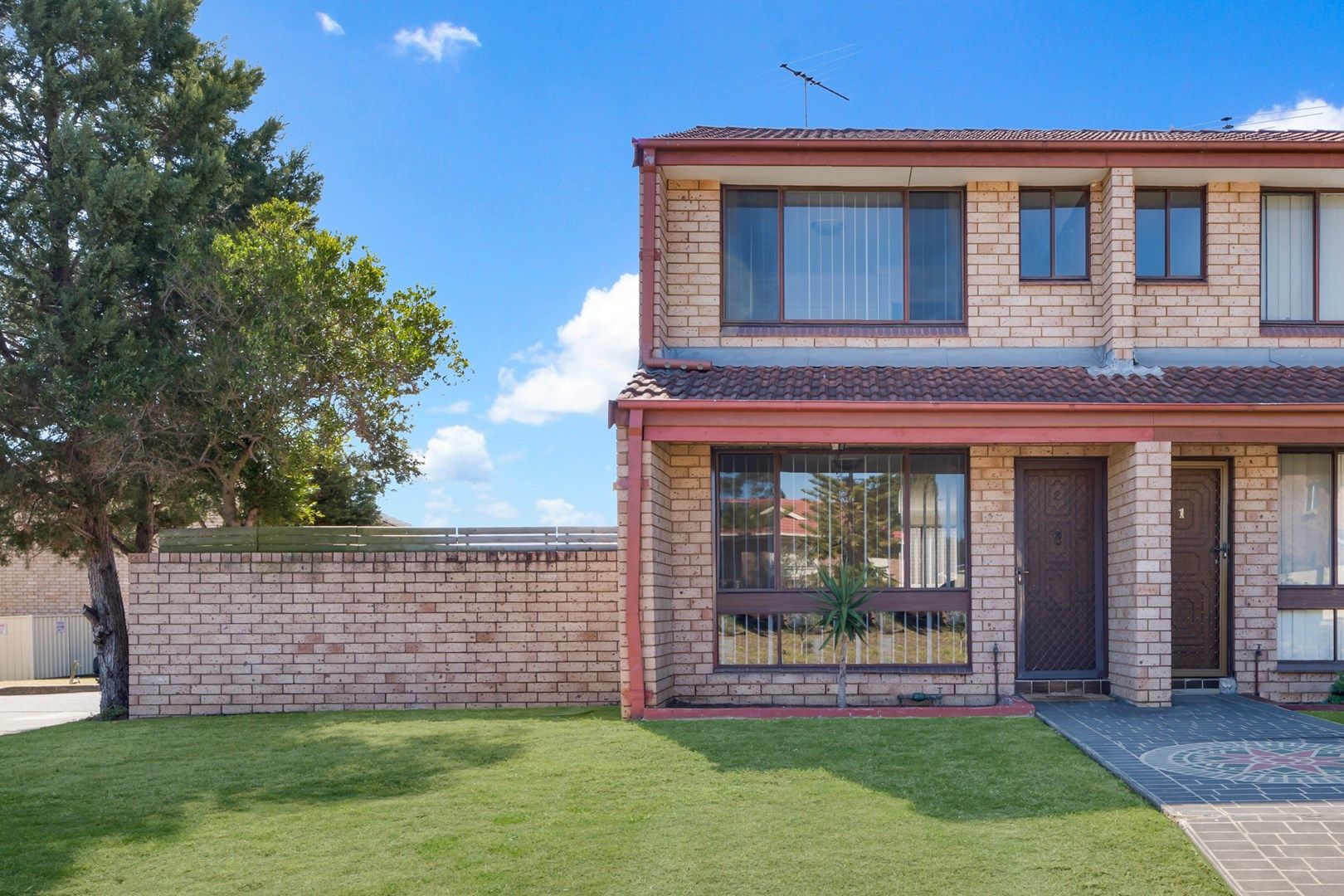 Unit 2/3 Amaranthus Place, Macquarie Fields NSW 2564, Image 0