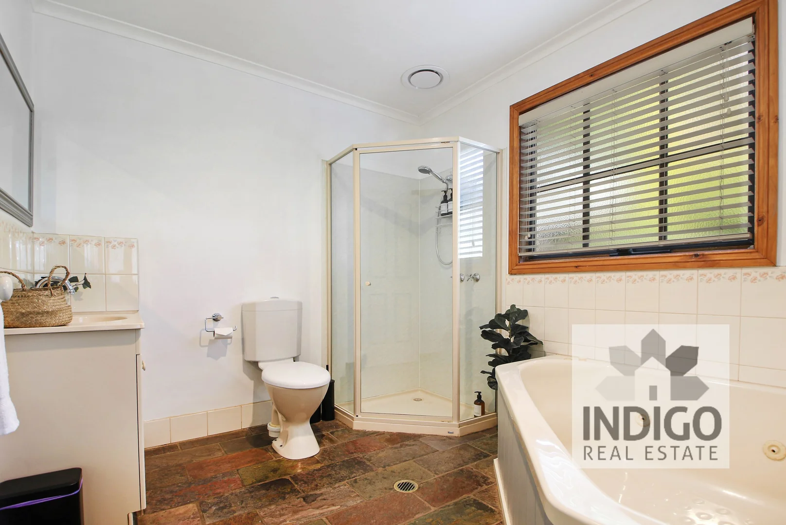 Additional image 9 of 9/24 Malakoff Road, Beechworth VIC 3747