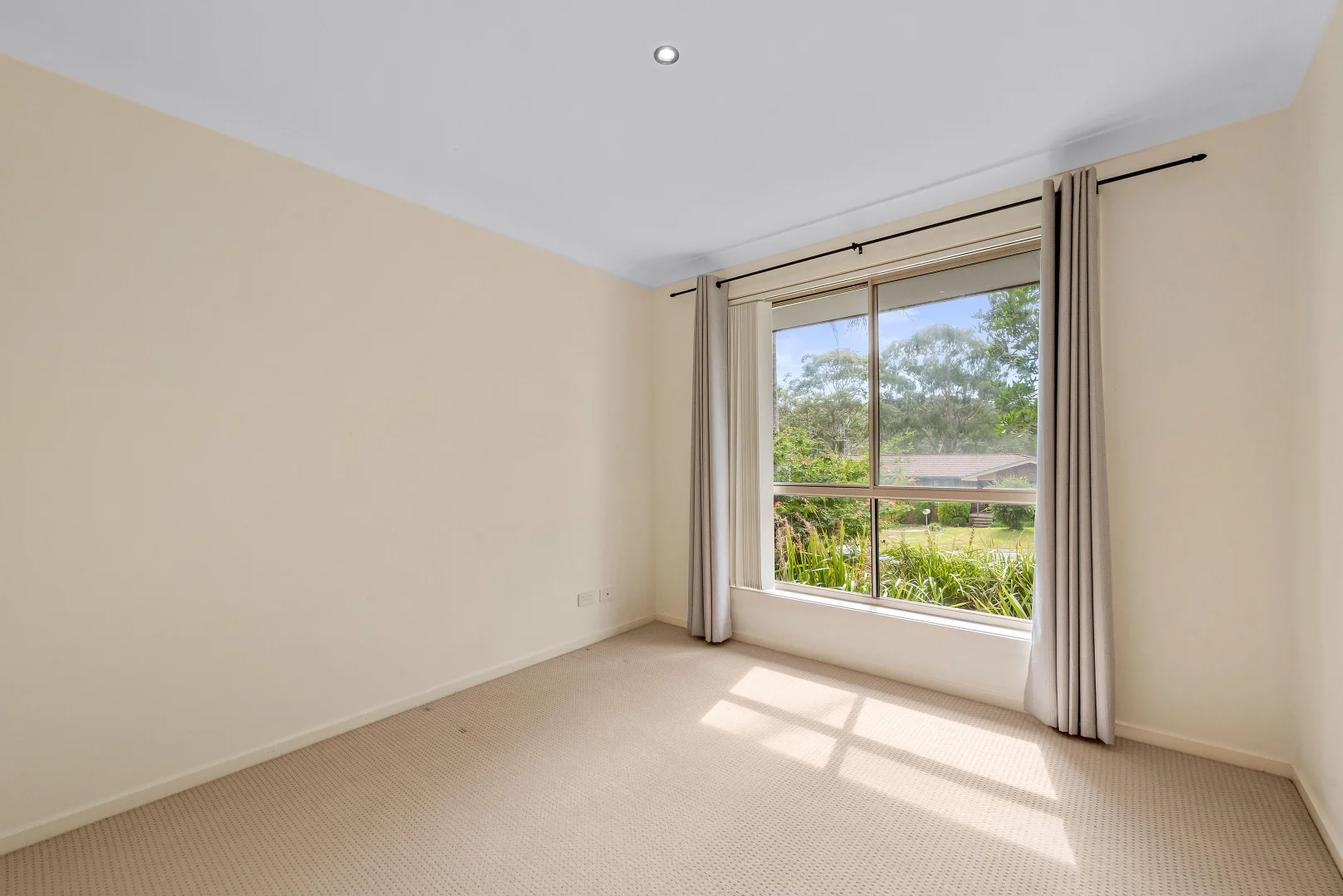 Additional image 7 of 1/17 James Close, Port Macquarie NSW 2444