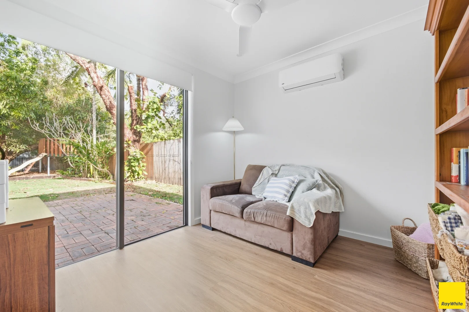 50 Waite Street, Machans Beach QLD — StMate