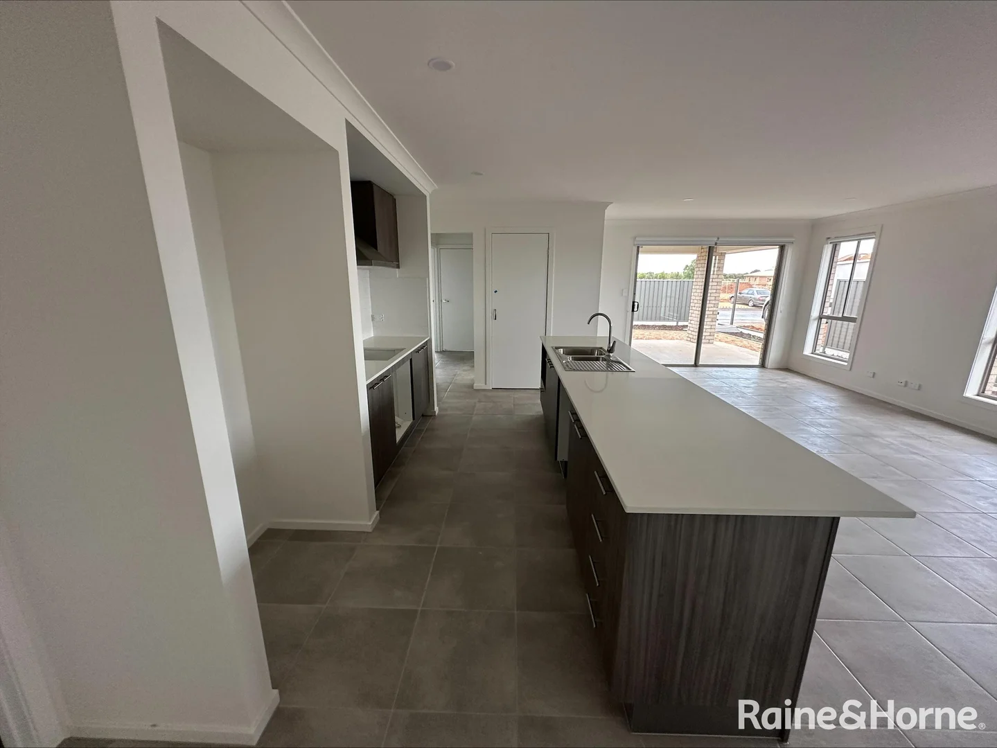 Additional image 10 of 93 Tudorvale Drive, Munno Para West SA 5115