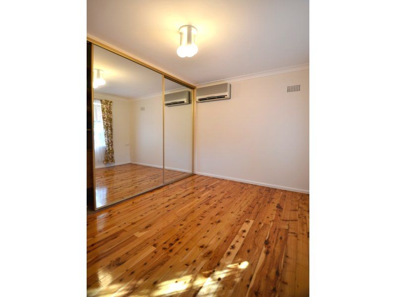 76 Cliff Road, Epping NSW 2121, Image 2