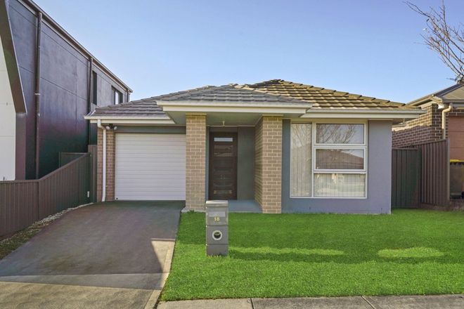 Picture of 18 Glycine Street, DENHAM COURT NSW 2565