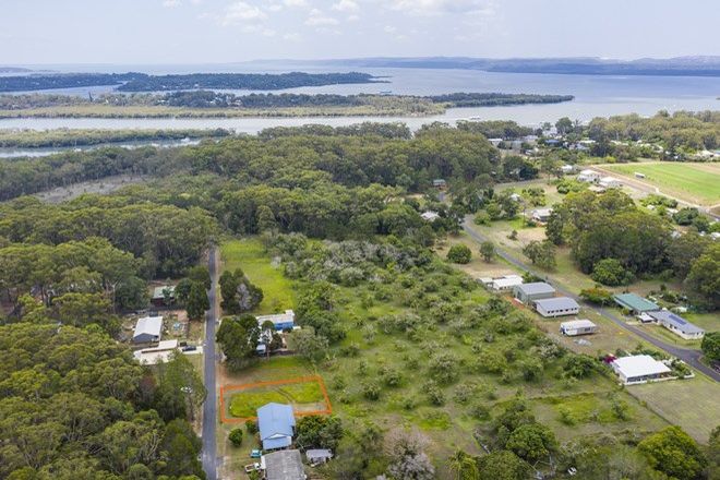 Picture of 26 Satton St, RUSSELL ISLAND QLD 4184