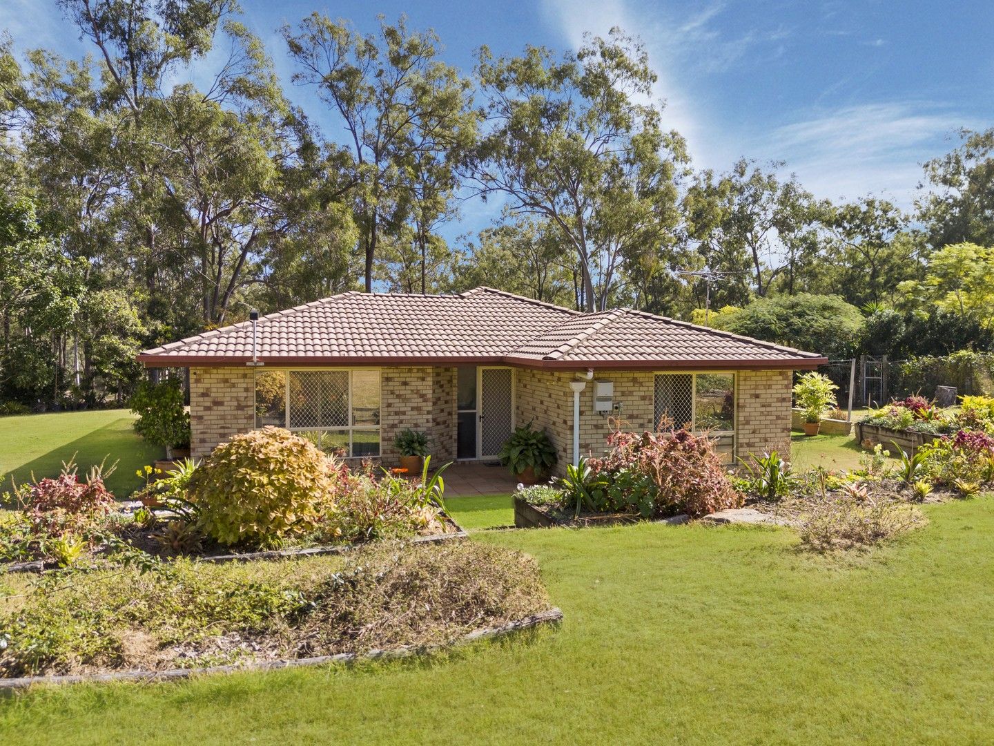4 bedrooms House in 67 Thallon Road KENSINGTON GROVE QLD, 4341